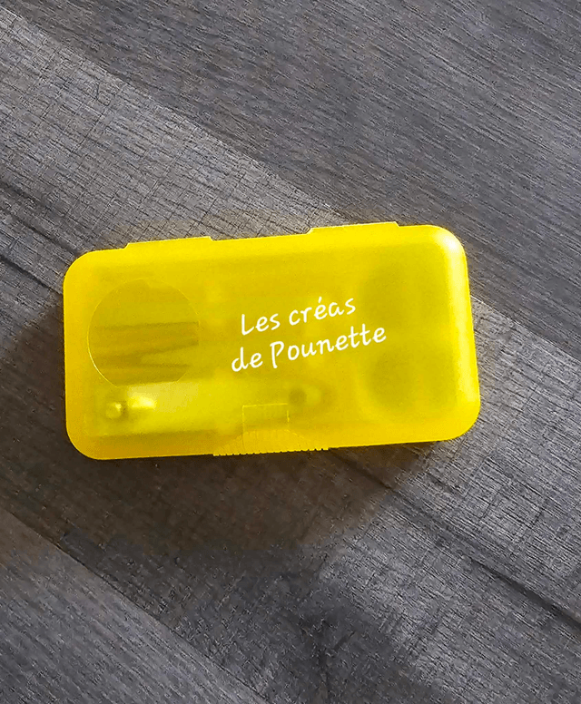 Petite boîte de manucure à personnaliser