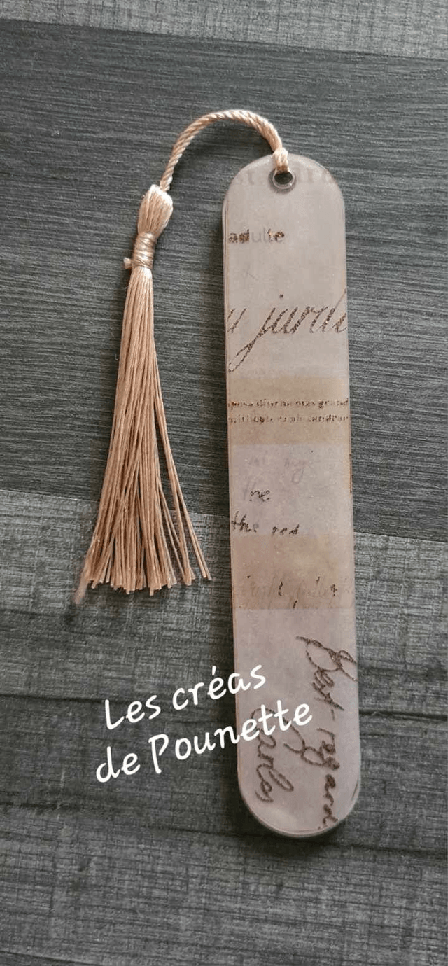 Marque-page style vintage 5 et sa bague de lecture