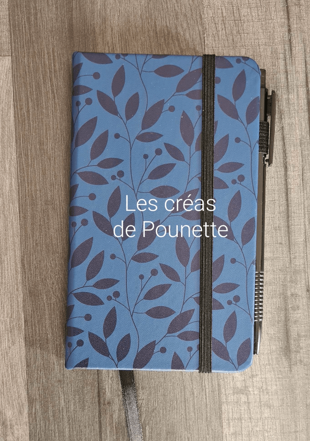 Petit carnet en simili cuir avec crayon à personnaliser