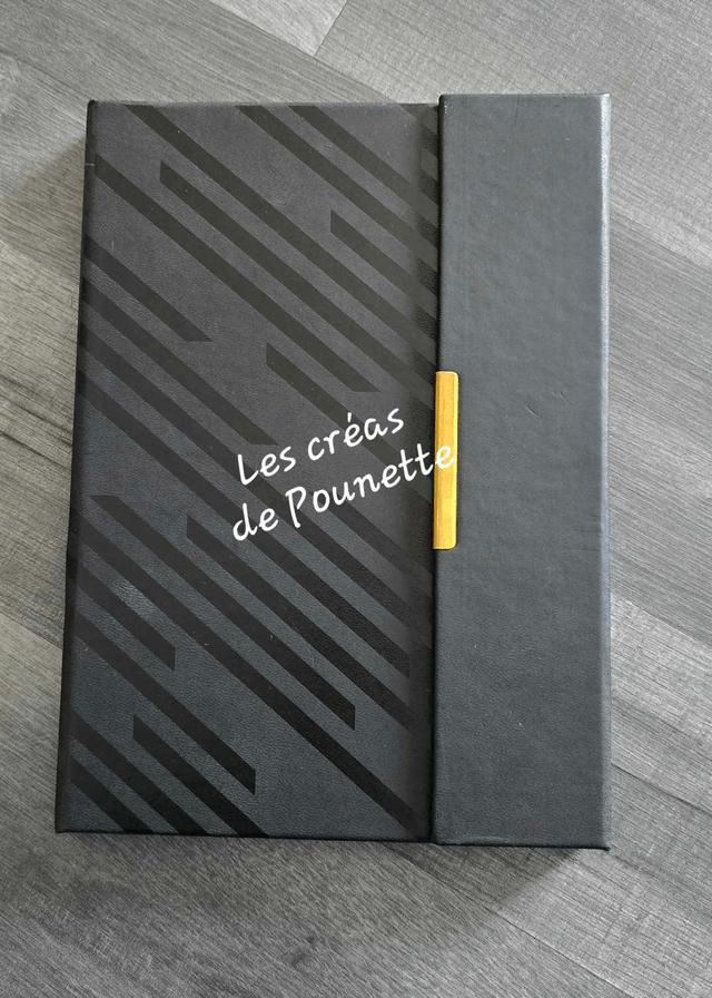 Grand carnet en simili cuir à personnaliser