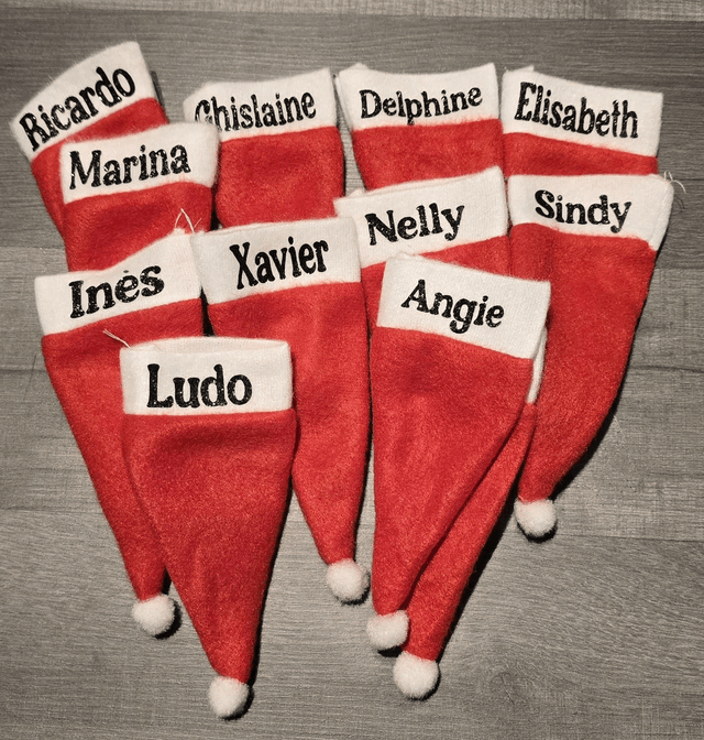 Bonnet de Noël porte-couverts à personnaliser