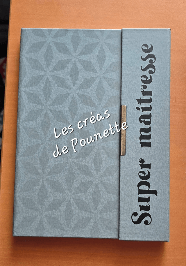 Grand carnet en simili cuir à personnaliser